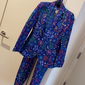 Christmas suit by Suitmeister, boys L: worn once!